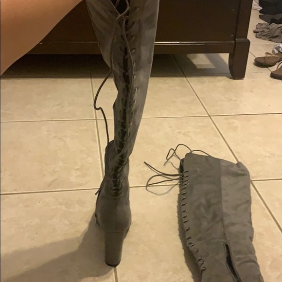 Thigh high boots - Picture 2 of 5